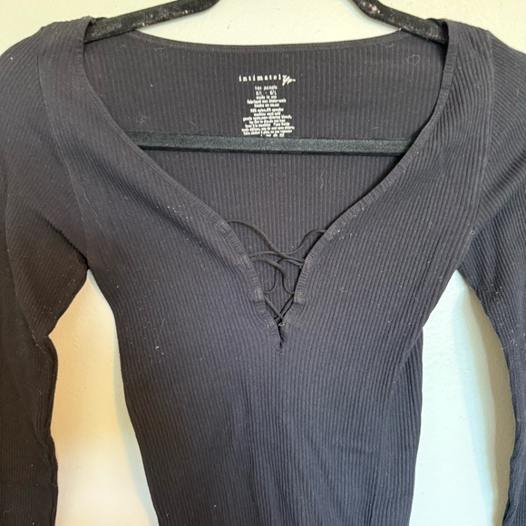 NWOT FREE PEOPLE Intimately Ribbed Knit Lace Front Long Sleeve Size M/L - Picture 2 of 5